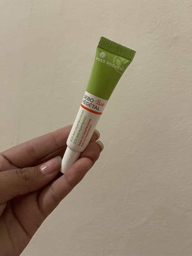 YVES ROCHER Gomme SOS Boutons  review photo by darizabueno24