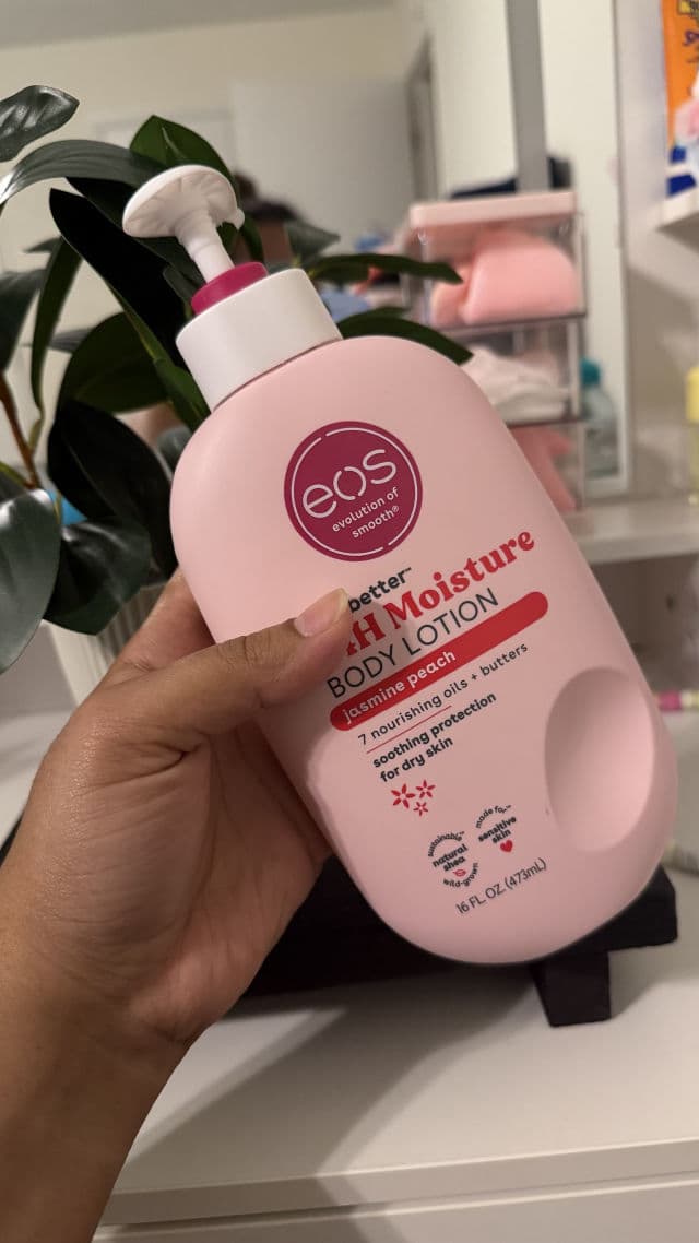 Eos Jasmine Peach Body Lotion  review photo by Julissa04