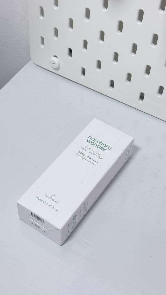 HaruHaru WONDER Black Bamboo Top-to-Toe SPF Veil SPF50+ PA++++ review photo by aiieeskin