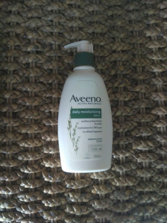 Aveeno Daily Moisturising Lotion review photo by deby