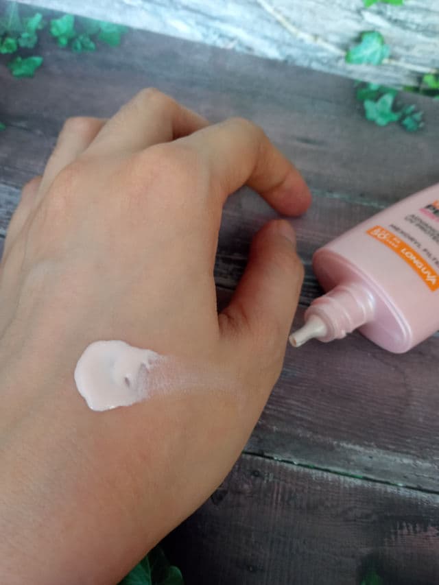 L'Oreal Paris UV Perfect Rosy White SPF50+ PA++++  review photo by deby
