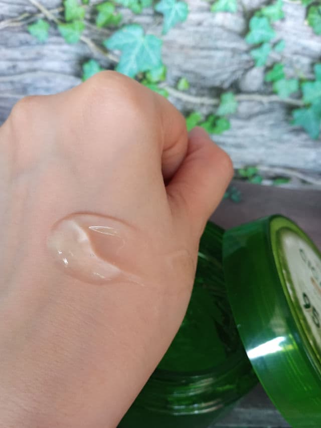 MISSHA Premium Cica Aloe Soothing Gel review photo by deby