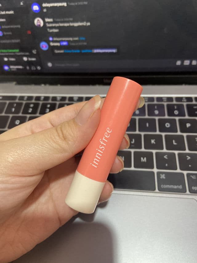 INNISFREE Glow Tint Lip Balm review photo by delayamarpaung