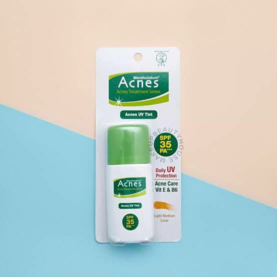 Acnes UV Tint SPF 35 PA+++ review photo by desifit55