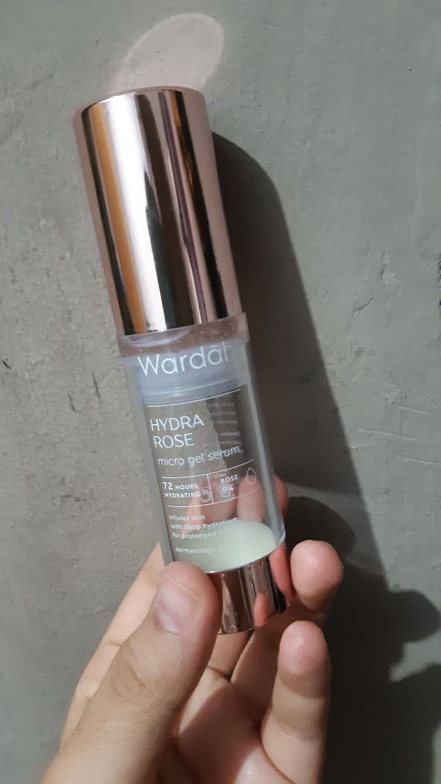 Wardah Hydra Rose Micro Gel Serum review photo by dinnnn