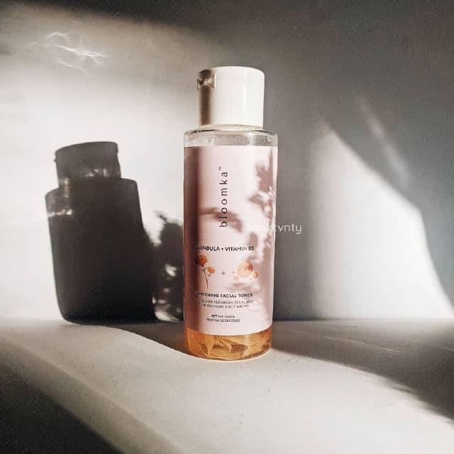 Bloomka Calendula+B3 Whitening Toner review photo by dinaotaya