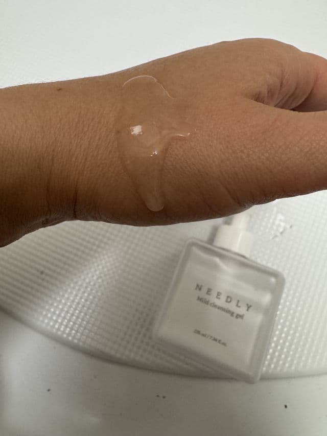 Needly Mild Cleansing Gel review photo by Lana333