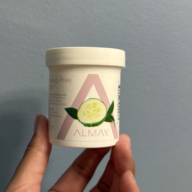 Almay Oil-Free Eye Makeup Remover Pads review photo by TinaG007