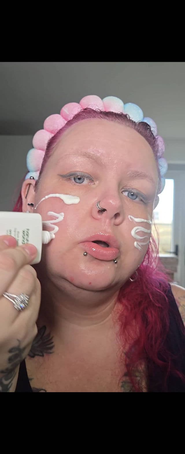 HaruHaru WONDER Black Bamboo Top-to-Toe SPF Veil SPF50+ PA++++ review photo by Maxine30