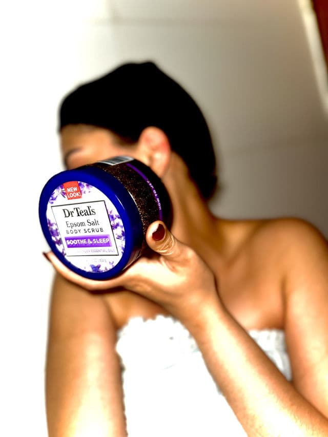 Dr Teal's Epsom Salt Body Scrub with Lavender review photo by KimberlyFloresVlz