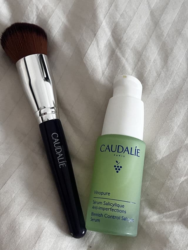 Caudalie Paris Vinopure Skin Perfecting Serum review photo by arika