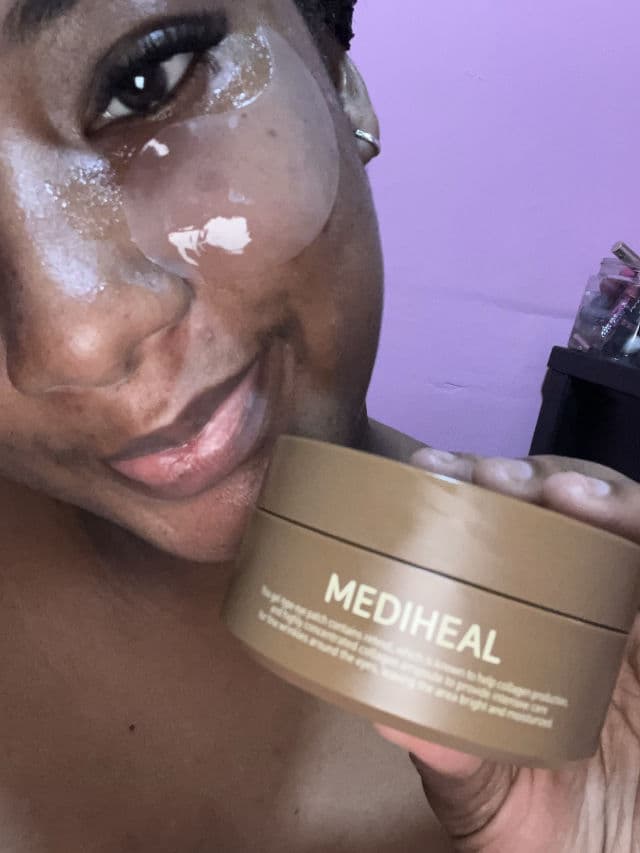 MEDIHEAL Retinol Collagen Under Eye Patch review photo by larileinny