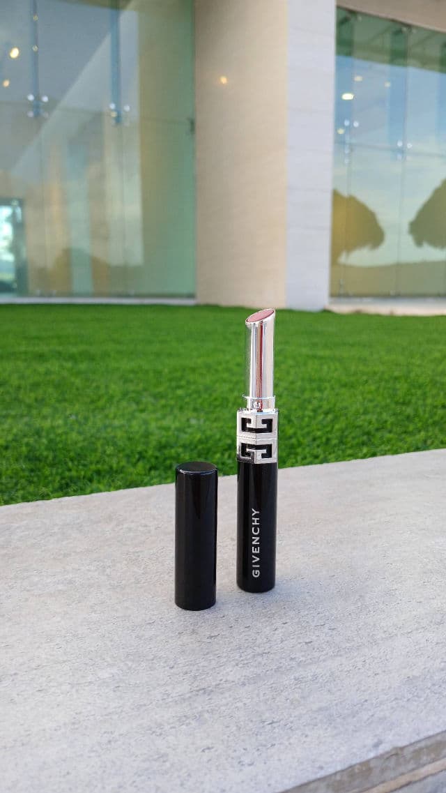 Givenchy Le Rouge Interdit Intense Silk Lipstick review photo by tatiross89