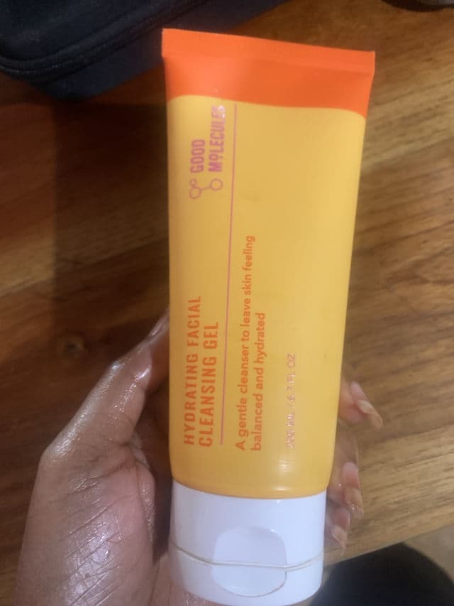 Good Molecules Hydrating Facial Cleansing Gel review photo by Shenny28