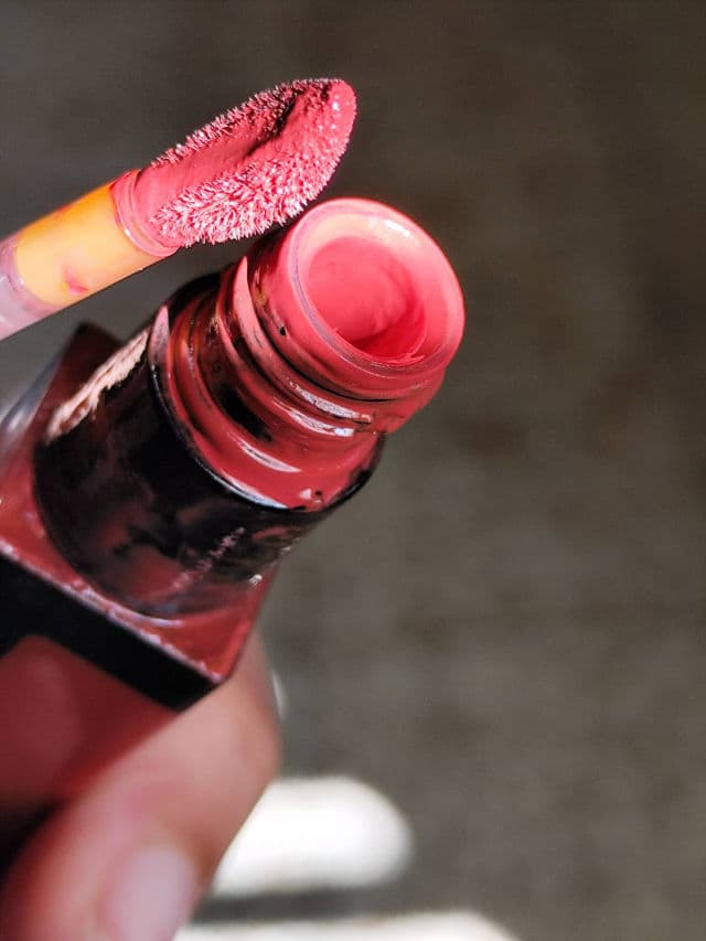 Revlon ColorStay Satin Ink review photo by DelRosario