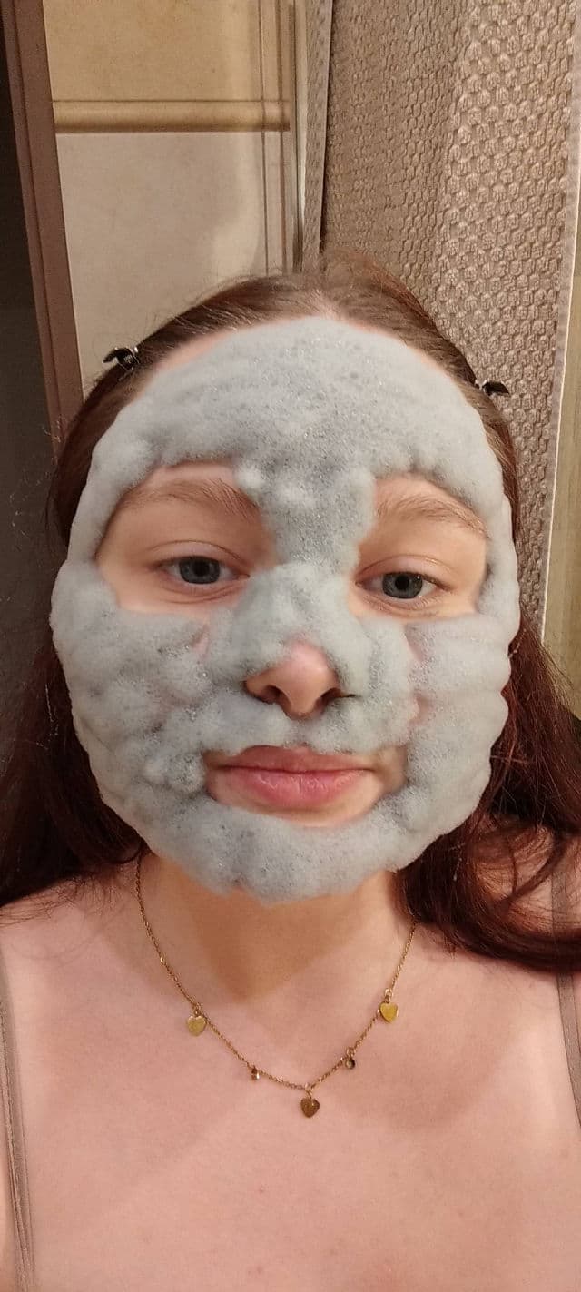 ELIZAVECCA Milky Piggy Carbonated Bubble Clay Mask review photo by Danka72