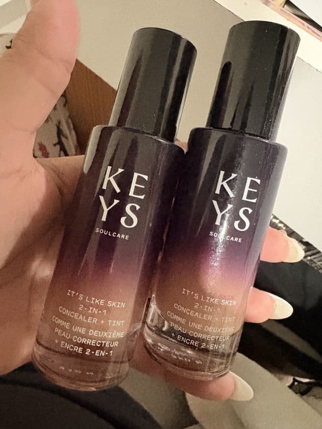 Keys Soulcare It's Like Skin 2-in-1 Concealer + Tint review photo by LuisaInciarte