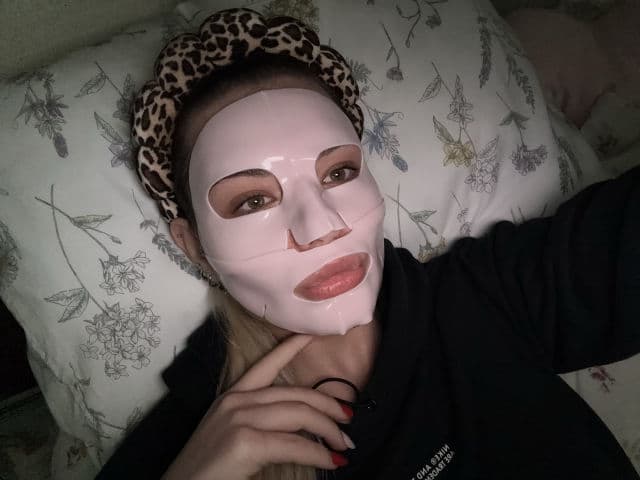 Caudalie Paris Vinopure Skin Perfecting Serum review photo by Bahar