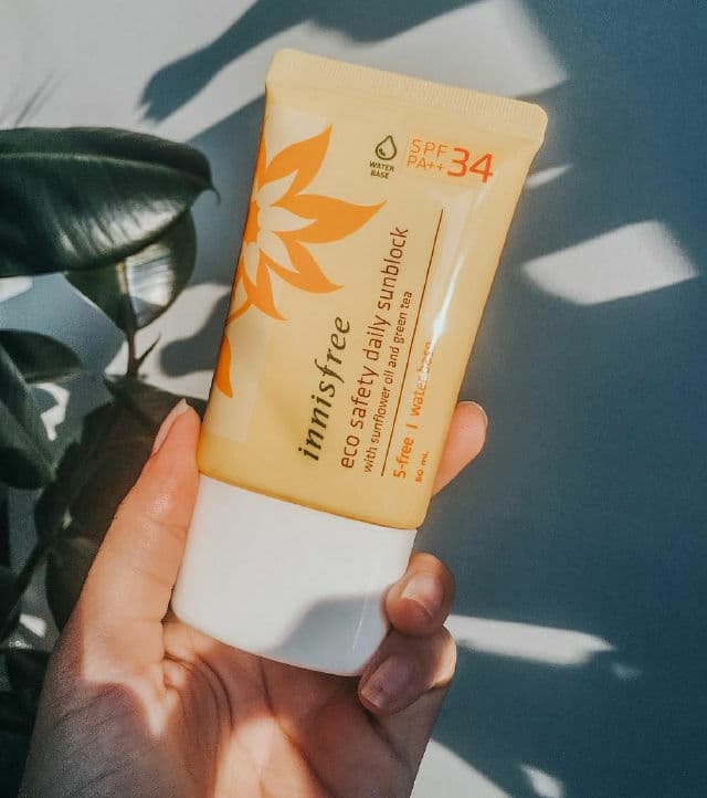 INNISFREE Eco Safety Daily Sunblock SPF35 PA++ review photo by elocinism