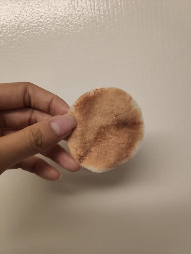 USANA Celavive Conditioning Make-Up Remover review photo by elocinism