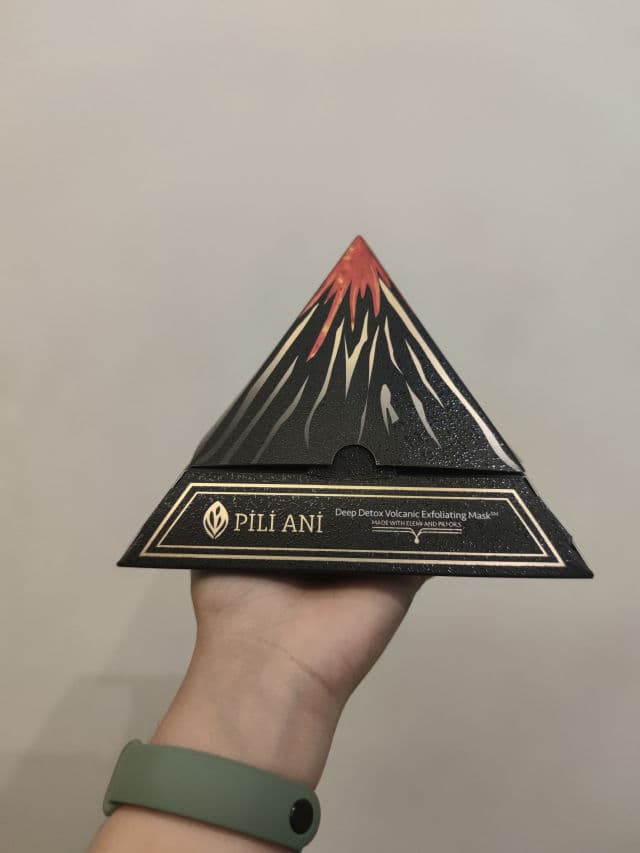 Pili Ani Deep Detox Volcanic Exfoliating Mask review photo by elocinism