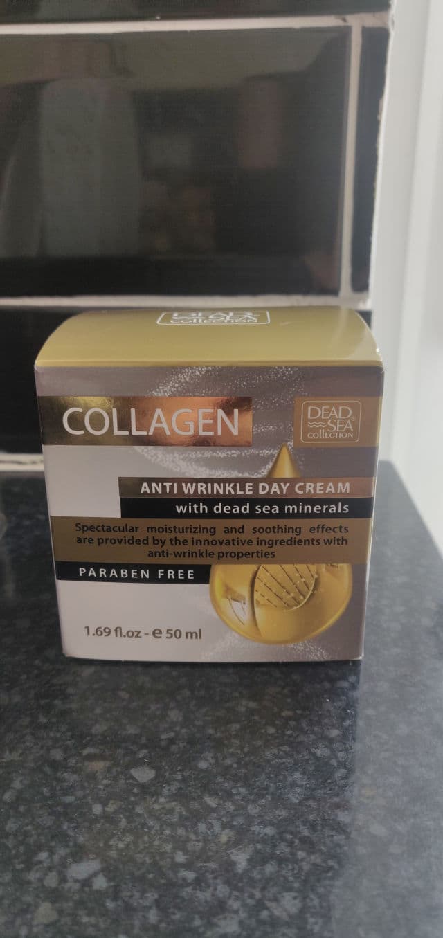 Dead Sea Collection Collagen Anti-Wrinkle Day Cream review photo by evike