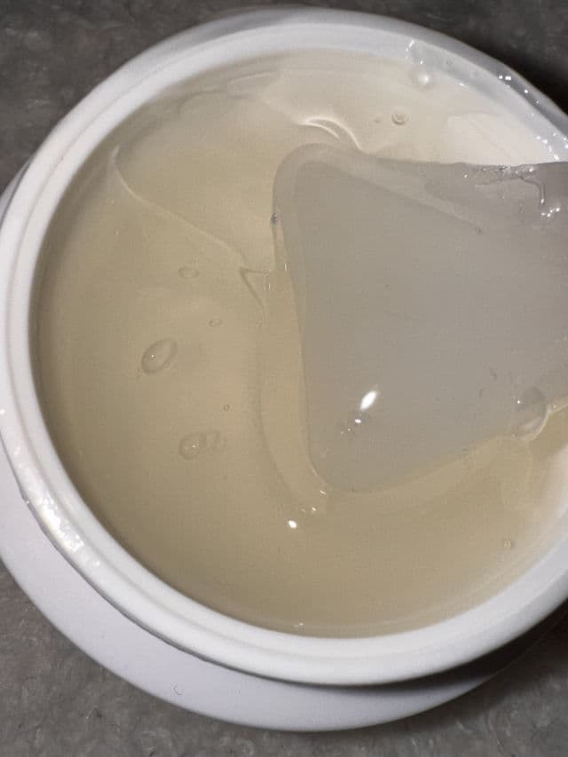 COMMONLABS Triple Vita Hydrating Facial Cream review photo by Yuliitschka