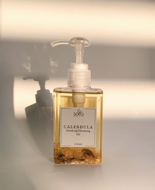 Sora Organics Calendula Soothing Cleansing oil review photo by farabeautydiary