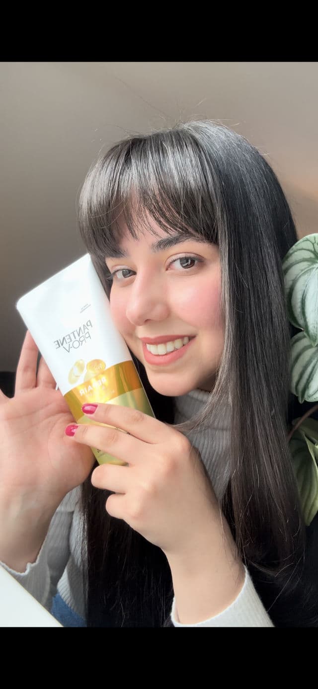 Pantene Pro V Daily Moisture Renewal Conditioner review photo by Maddiemehrad