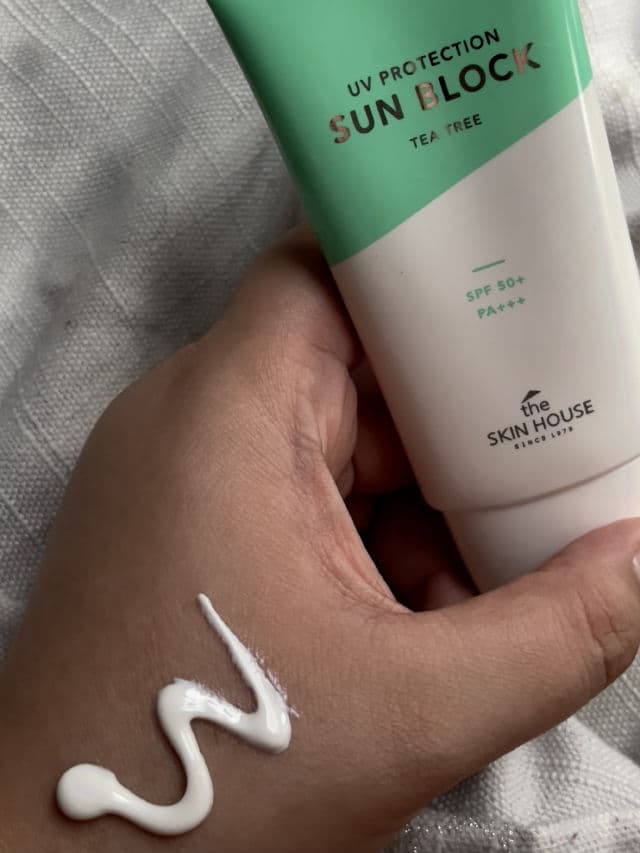 The Skin House  UV Protection Sunblock Tea Tree SPF 50+ PA+++ review photo by feedthyface