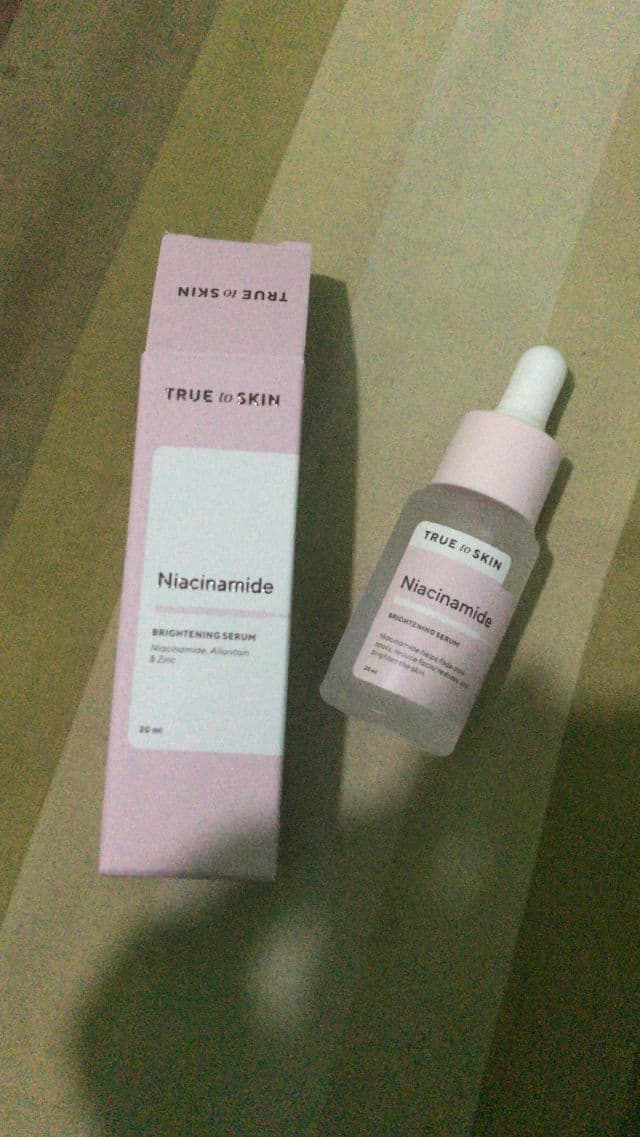 True to Skin Niacinamide Brigthening Serum review photo by niacinamate