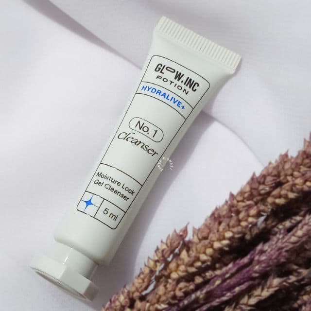 Glow Inc Potion HYDRALIVE+ Moisture Lock Gel Cleanser review photo by fikmaa21