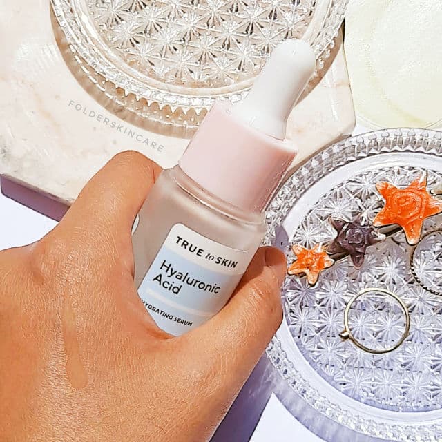 True to Skin Hyaluronic Acid Hydrating Serum review photo by folderskincare