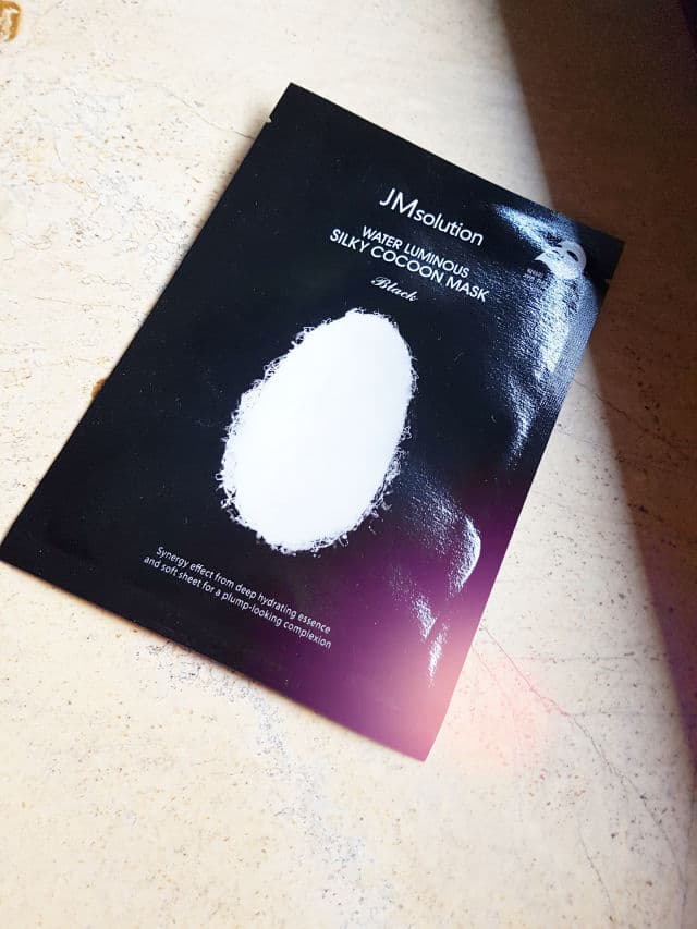 JMsolution Water Luminous Silky Cocoon Mask Black review photo by fox
