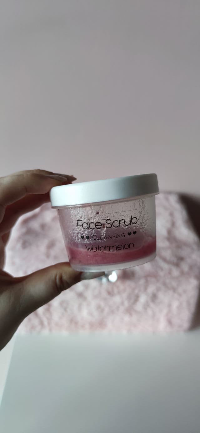 Nacomi Face Scrub - Watermelon review photo by fox