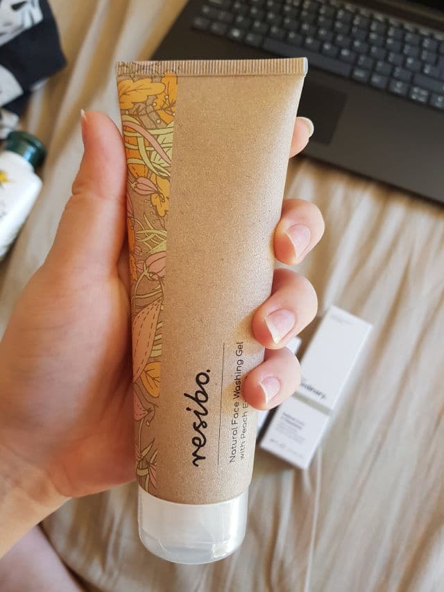 Resibo Natural Face Washing Gel with Peach Extract review photo by fox