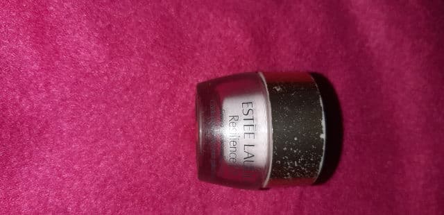 Estee Lauder DayWear Eye Cooling Anti-Oxidant Moisture GelCreme review photo by franciscafl