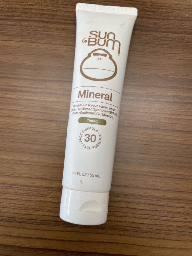 Sun Bum Mineral SPF 30 Sunscreen Face Lotion review photo by gary