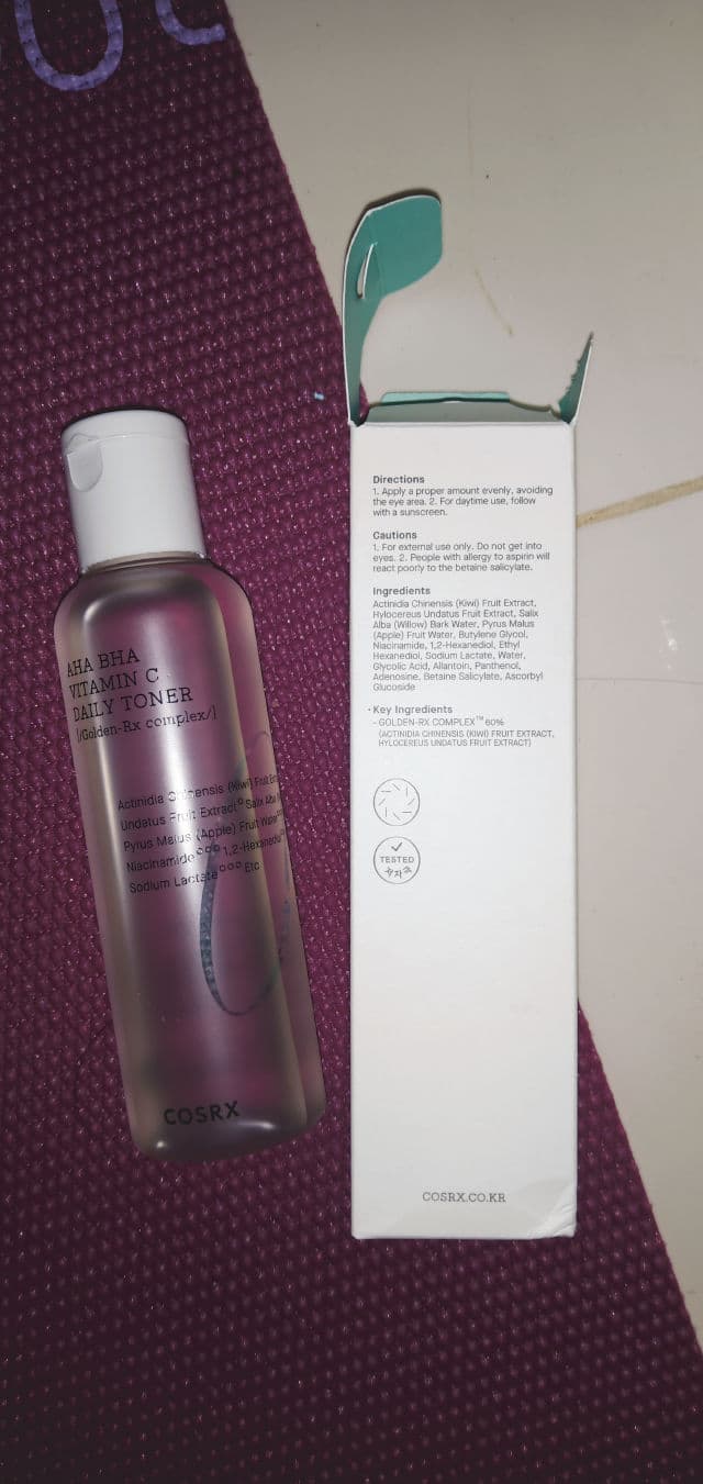 COSRX Refresh AHA BHA Vitamin C Daily Toner review photo by geneleil