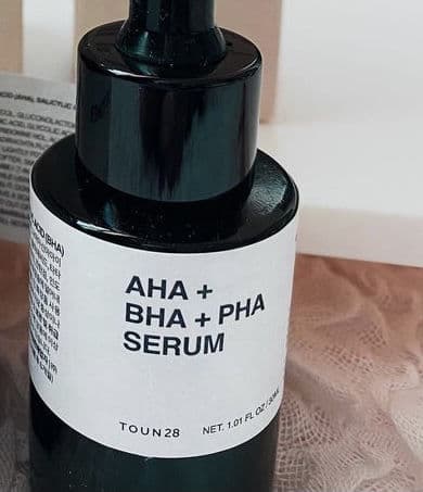 Toun28 AHA + BHA + PHA Serum review photo by glamoxur