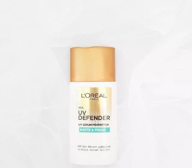 L'Oreal Paris UV Defender Matte & Fresh SPF50 PA++++  review photo by glowingpotato