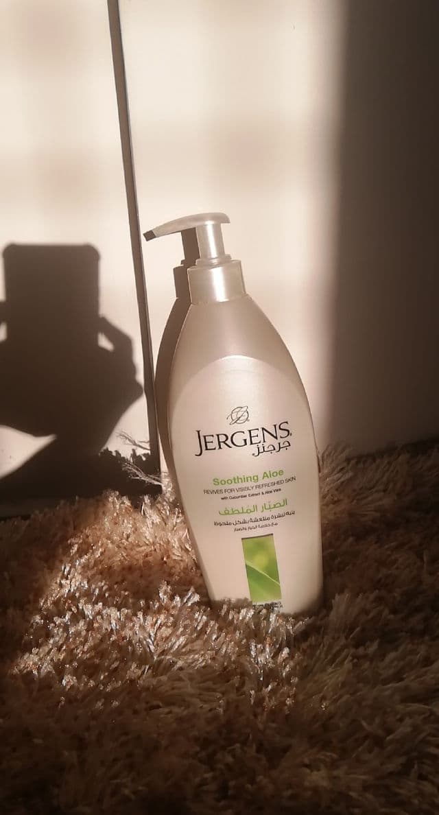 Jergens Soothing Aloe Refreshing Moisturizer review photo by gloww