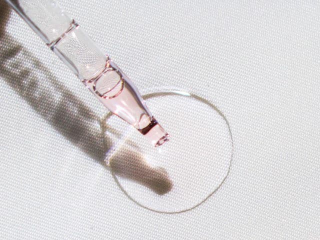 Root Remedies Gromwell Squalane Gentle Restoring Face Oil review photo by glowyrach