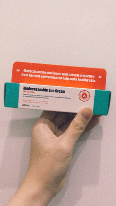 A'pieu Madecassoside Sun Cream SPF 39 PA++ review photo by griffin