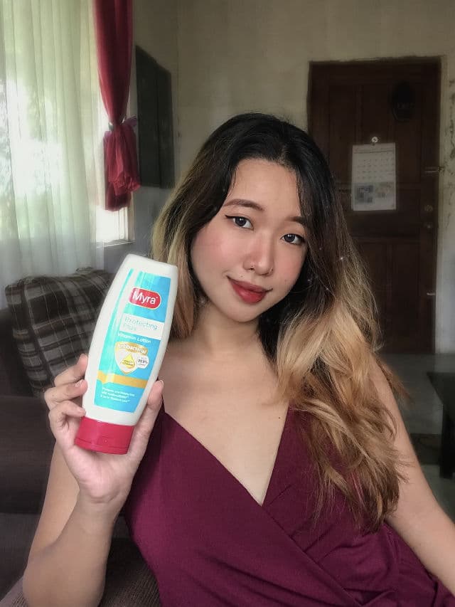 Myra Classic Whitening Vitamin Lotion review photo by gweniithannah