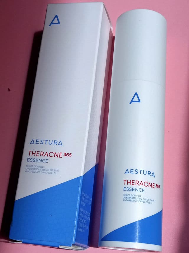 Aestura Theracne 365 Essence review photo by gwydr