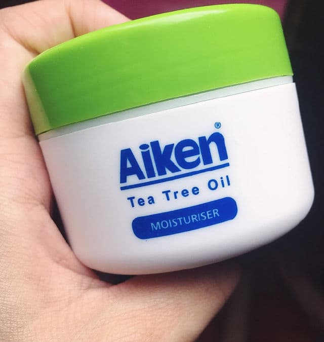 Aiken Tea Tree Oil Moisturizer review photo by hdsktt