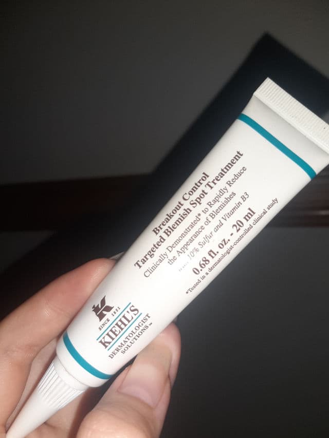 Kiehl's Breakout Control Targeted Acne Spot Treatment review photo by haeyo