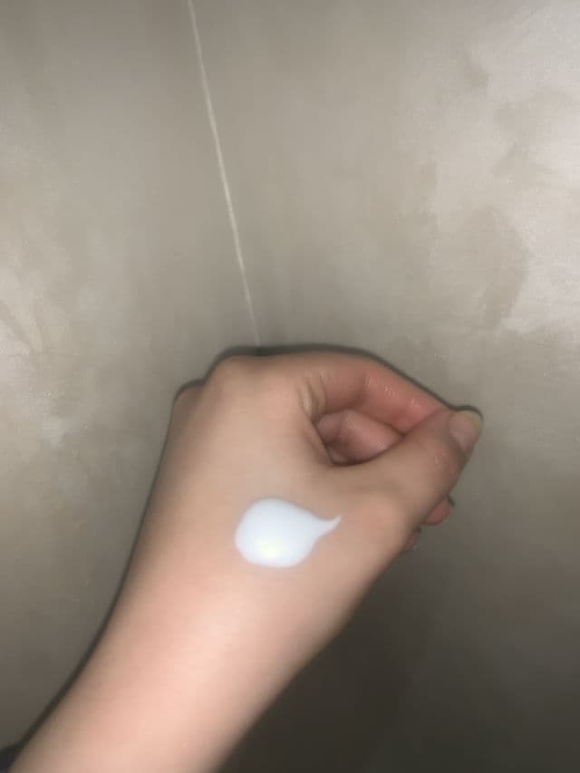 Eucerin Original Healing Lotion review photo by hajarkhayri