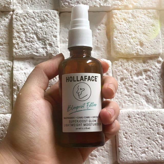 Hollaface SuperJoost Glow Lightweight Moisturiser (Blueprint Edition) review photo by halleysburrow